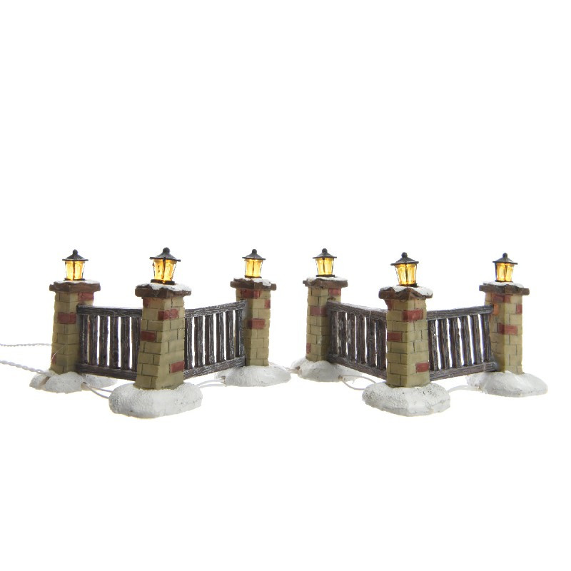 Lumineo Miniature Garden Fence with LED Lit Lanterns